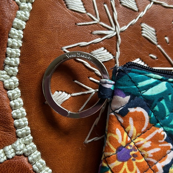 Vera Bradley 🪻 | Floral Multicolor Wallet Keyring Wristlet Cardholder - Picture 5 of 5